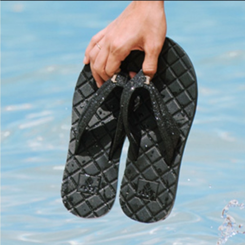 Reef Black Glitter Quilted Flip Flop Sandals